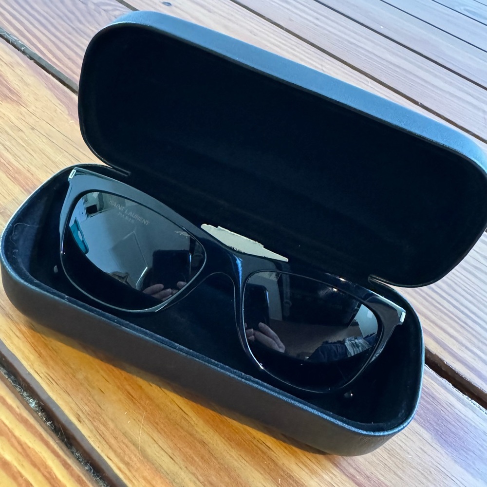 EUC Saint Laurent • Black/Grey Cat Eye Sunglasses (like NEW)